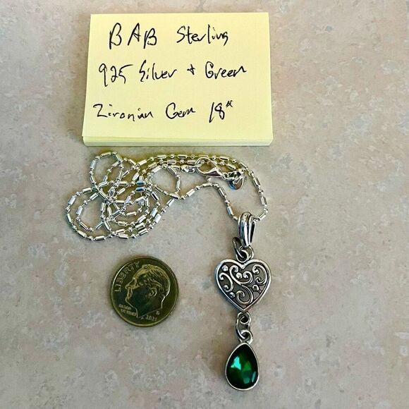 BAB Green Tear Drop & Heart w/925 Silver Chain - Picture 8 of 8